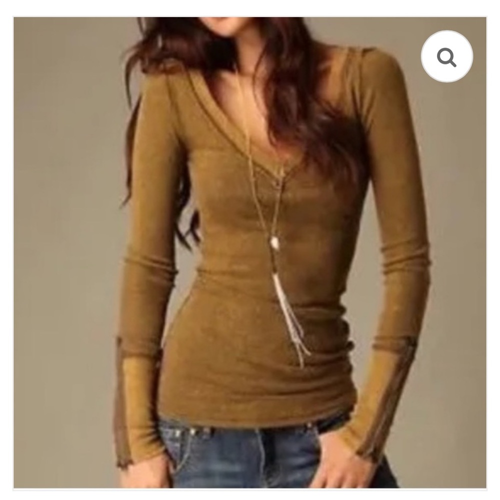 SOLD-Rare Vintage Free People V Neck Zipper Cuff Thermal ASO Vampire Diaries